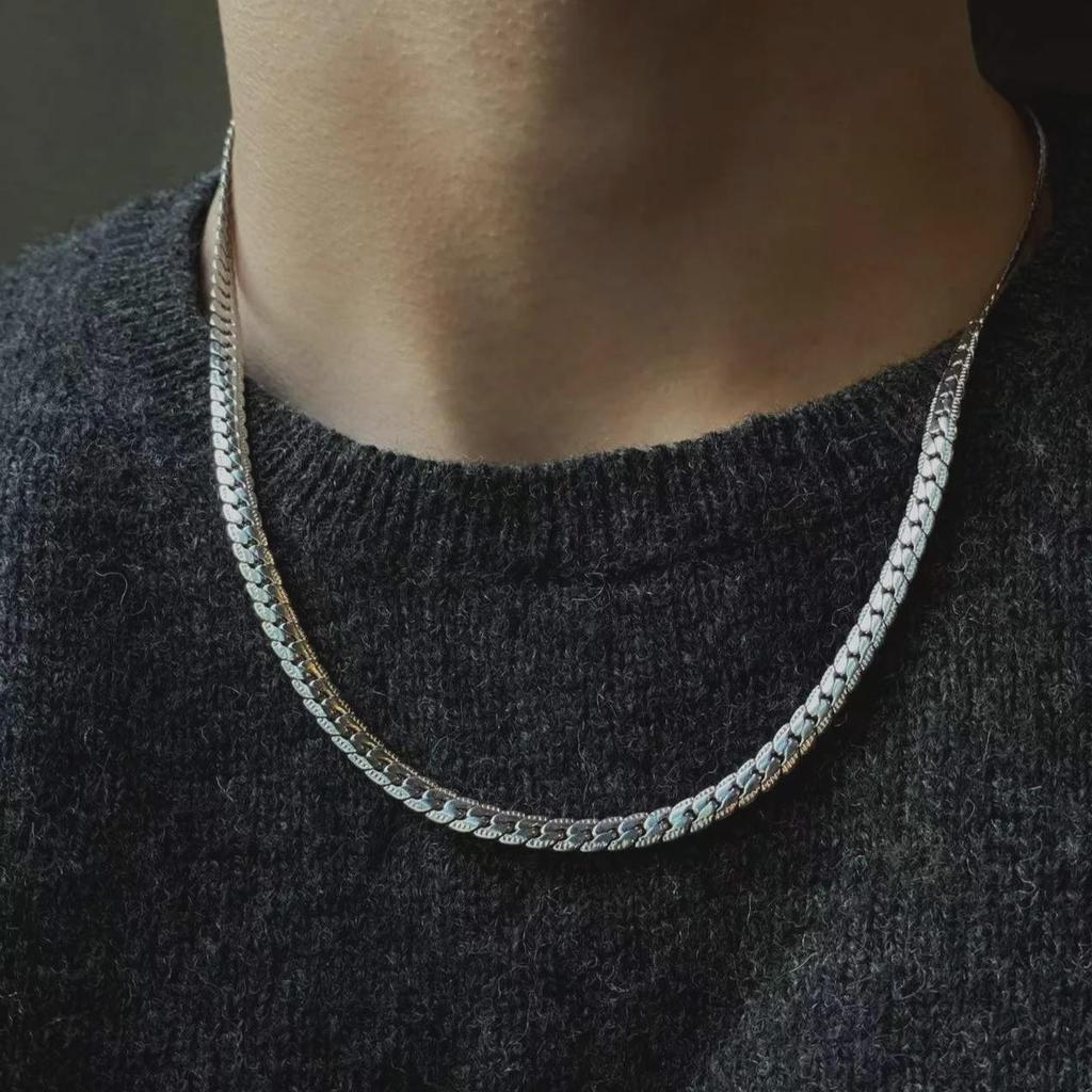 Men's Embossed Cuban Chain Necklace – Stylish, Non-Fading Design