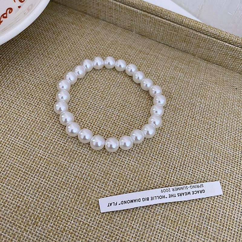 Vintage French Style T-Shaped Pearl Buckle Heart Bracelet for Women