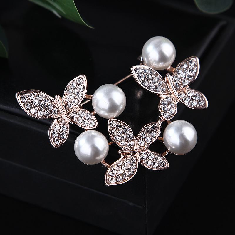 Mode Voller Diamanten Drei Schmetterlinge Dreidimensional Große Perle Brosche Anstecknadel Brosche Accessoires Brosche Schmuck