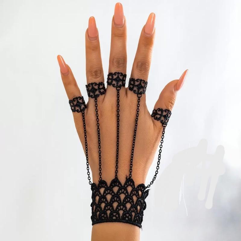 Gothic Style Exaggerated Personality One-Piece Finger Chain Women'S Retro Hollow Tassel Nail Back Chain