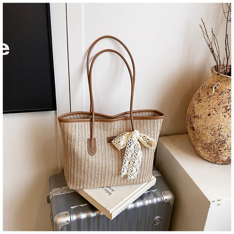 

Large capacity bag women s new fashionable versatile shoulder bag simple diamond class commuter tote bag коричневий