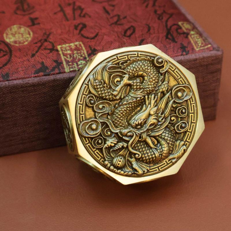Brass Eight-Sided Money Rotating Cube Stress Relief Handheld Portable Win Instantly Dice Dragon Year Wealth Decoration