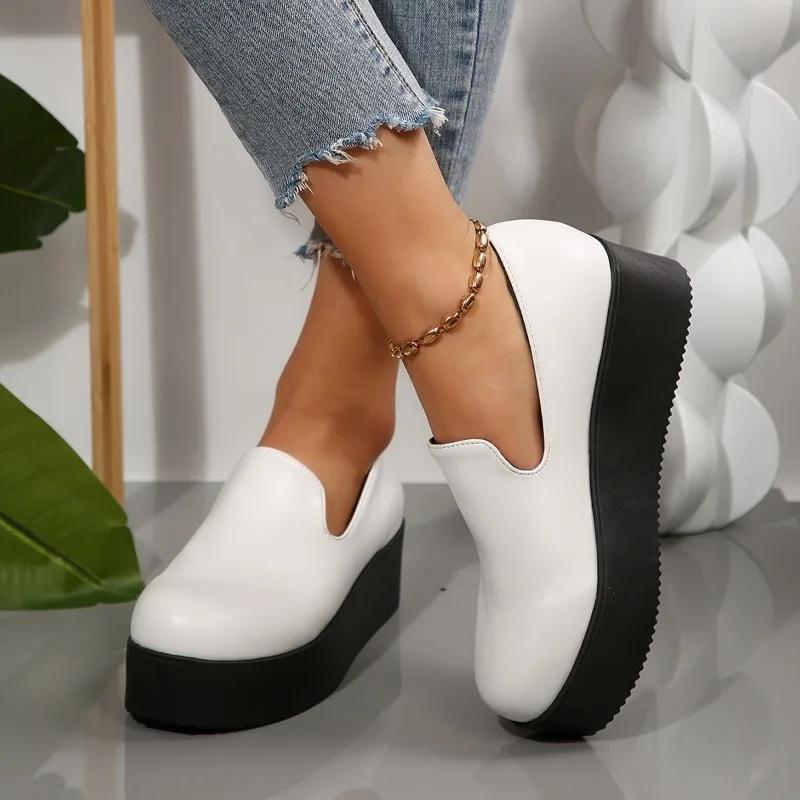 Women's Large Size Loafers Platform Sole One Kick Round Toe Anti-Slip Sole Shoes Women Leisure Fashion Roman Zapatillas De Mujer