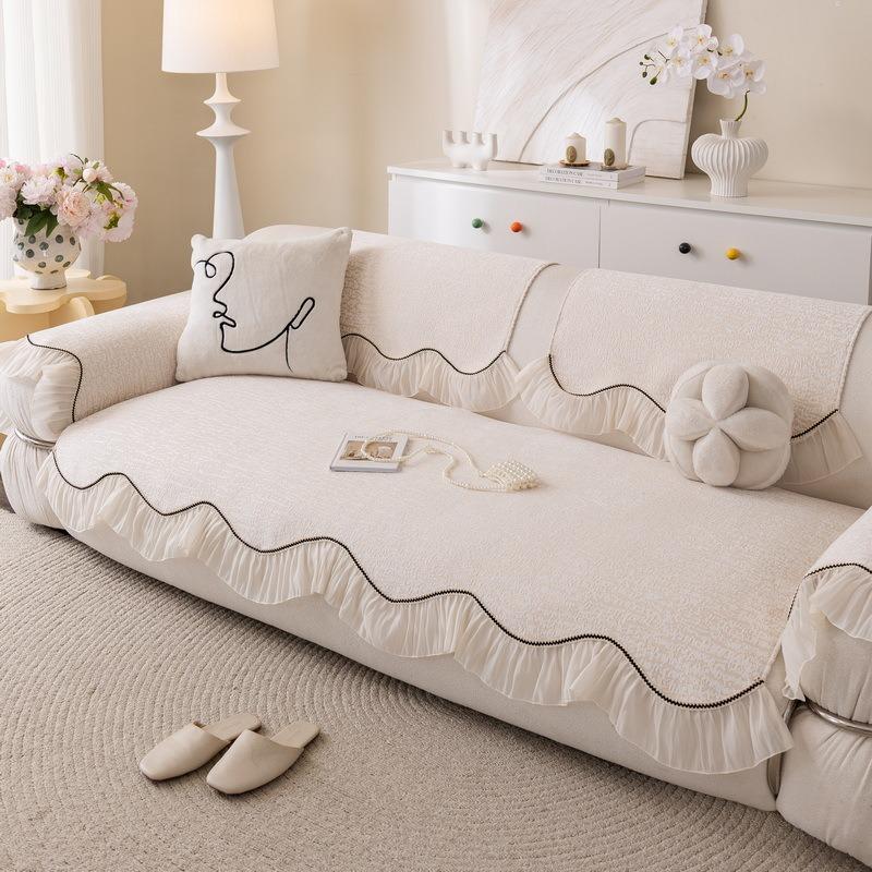 Cream Style Sofa Cushion Seasonal Universal Chenille Anti Cat Scratch Cover Cloth Skirt Edge Non-Slip Cushion For Living Room