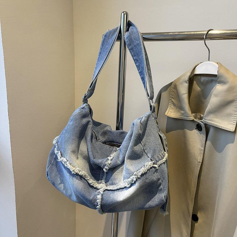 New Personalized Rough Edge Washed Denim Bag Fashionable Large Capacity Shoulder Bag Retro Stream Messenger Bag Women