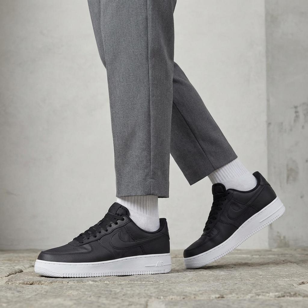 Nike Air Force 1 Low 07 SE Black Nylon Men Sneakers Summit-White FB2048-001