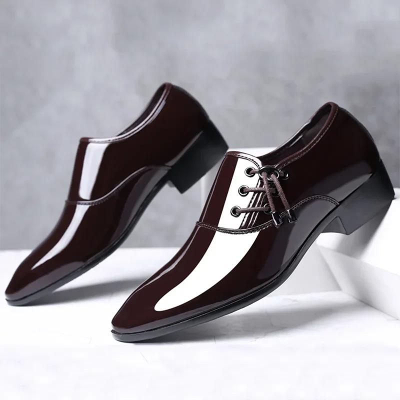 Italienische Lackschuhe für Herren Business-Schuhe Schnür-Oxfords Übergröße Herren Hochzeitsparty-Schuhe Herren Schwarze Leder-Sneaker