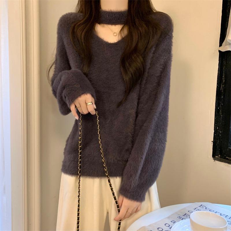 White Halterneck Mohair Sweater for Women in Autumn and Winter V-neck Knitted Bottoming Shirt Soft Waxy Mink Velvet High-end Top