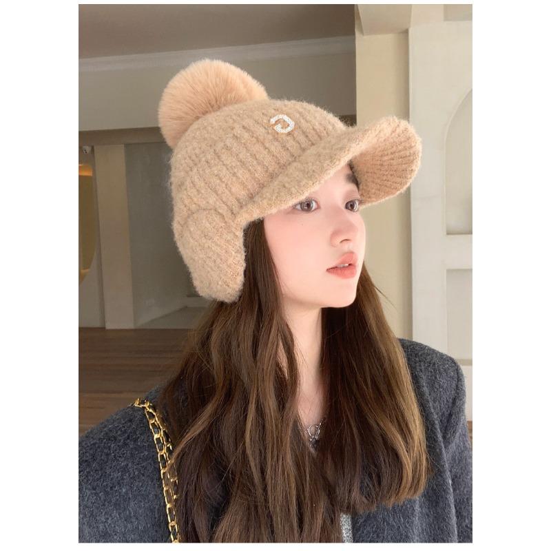 Dámská podzimní a zimní venkovní teplá a mrazuvzdorná čepice z pletené příze s tlustým sametem a větruodolnou ochranou uší kachní zobák