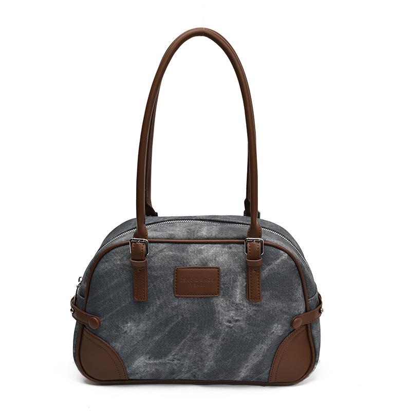 Stylish new commuter bag large capacity portable retro bowling armpit bag shoulder bag tide