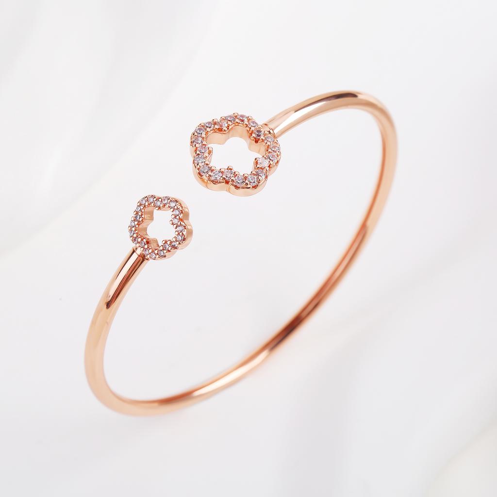 2024 New Fashion Shiny Crystal Five-Leaf Flower Zircon Chain Bracelet Classic For Woman Wrist Jewelry Accessories Clover Gift