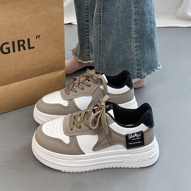 

Осенне-зимняя женская обувь, новая обувь в студенческом стиле на шнуровке, спортивная обувь с круглым носком, модная, универсальная, повседневная обувь для скейтборда с цветными вставками 40 темно-коричневого