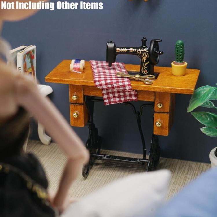 Detailed Miniature Sewing Machine Dollhouses Display Enhances Living Room Pretend Play Accessories