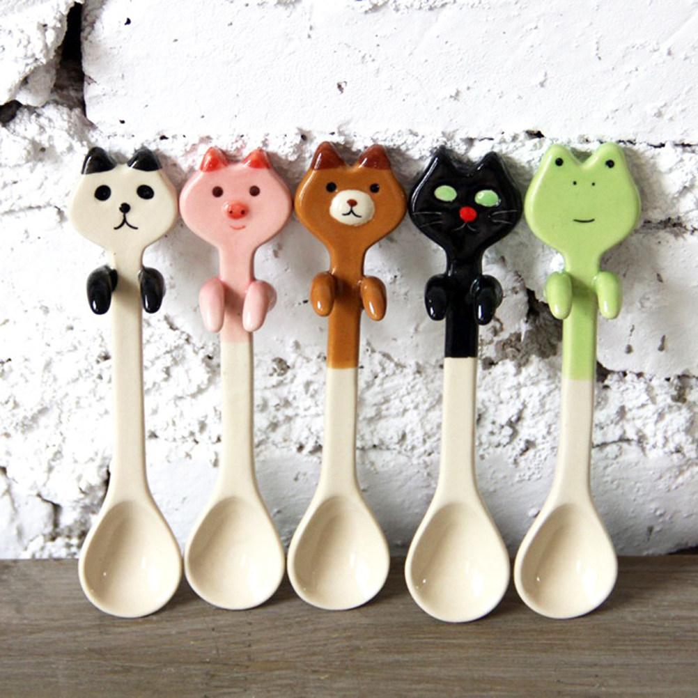 Brown Cartoon Animal Ceramic Spoon Hanging Hook Coffee Dessert Spoon Cute Design 11.6x2.5cm Romantic Kitchen Essential