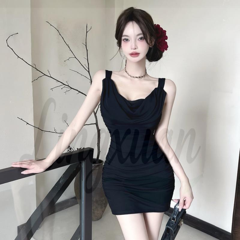 Alluring Low-Cut Halter Backless Bodycon Dress with Mesh Waist Large чёрный