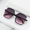 Damen Zweifarbige Sonnenbrille mit Farbverlauf - Winter 2021 Kollektion