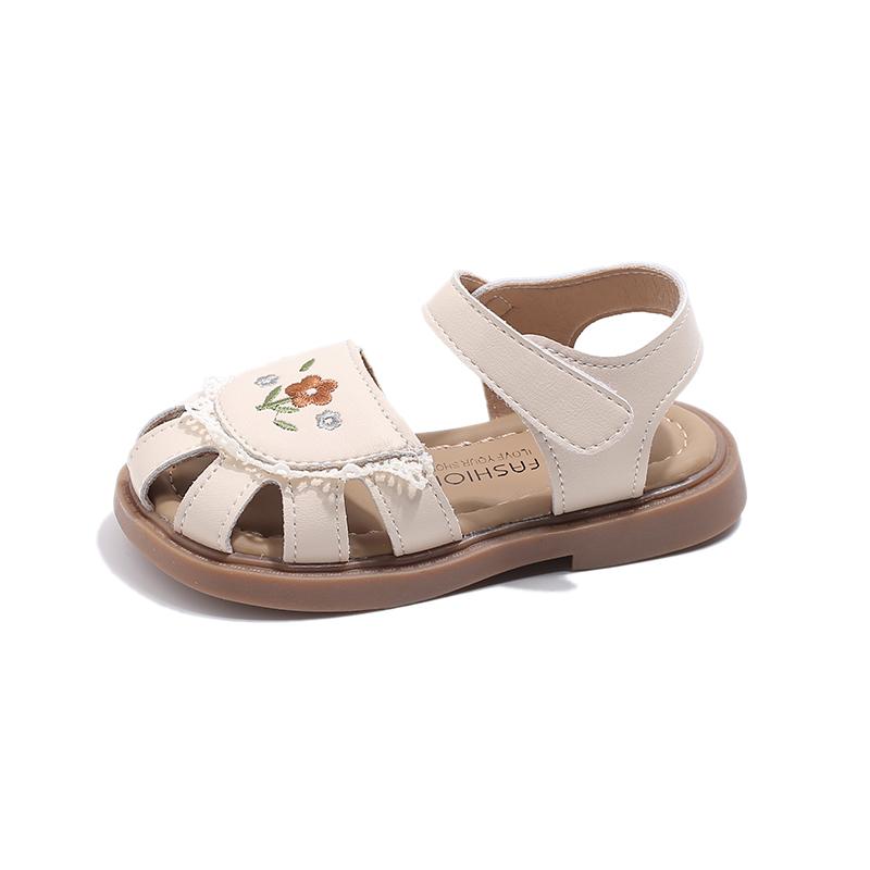 

Summer Girls Sandals Delicately Embroider Flower Lace Children s casual Sandals Close Toe Soft Leather Little kids Shoes 24