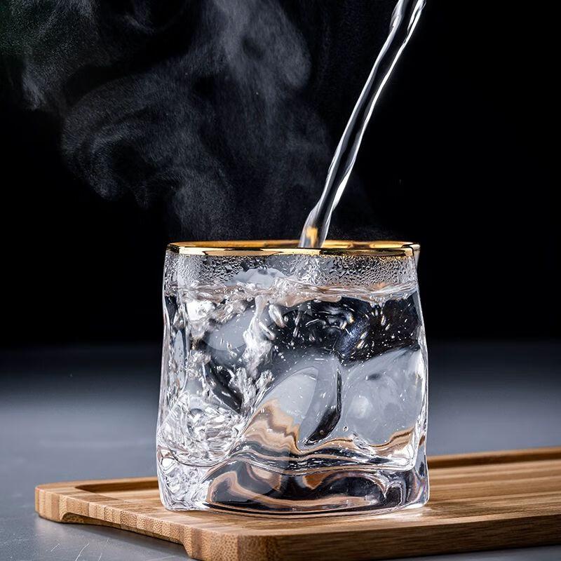 Skleněné nápojové pohárky v severském stylu (2 balení)