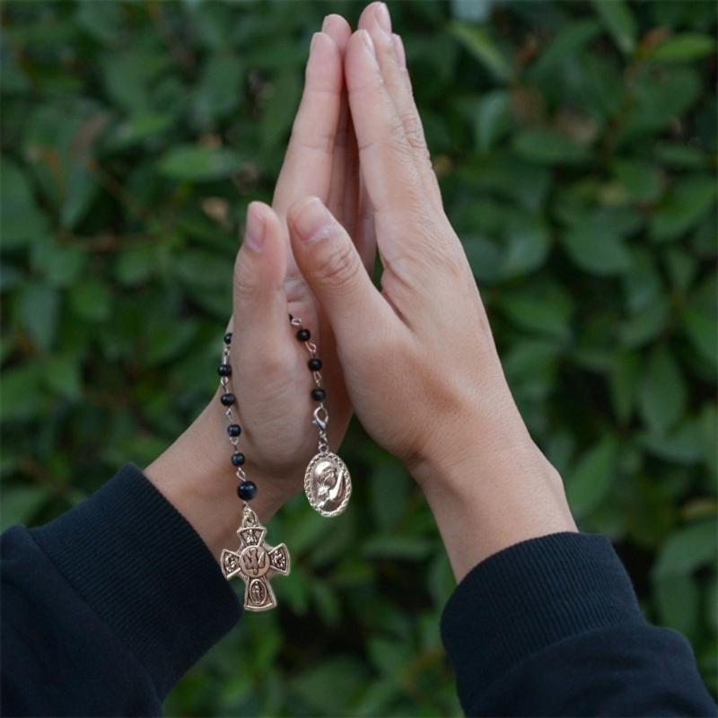 Classic Black Rosary Cross Bracelet Elegant Vintage Black Bead Bracelet Cross Pendant Hand Decorations Bracelets