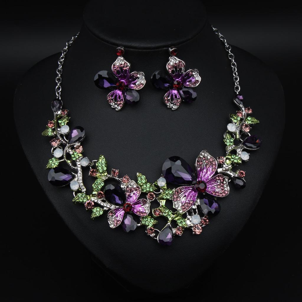 2026 Fashion European and American Gemstones Flower Crystal Necklace Earrings Set Banquet Dress Bridal Women's Jewelry