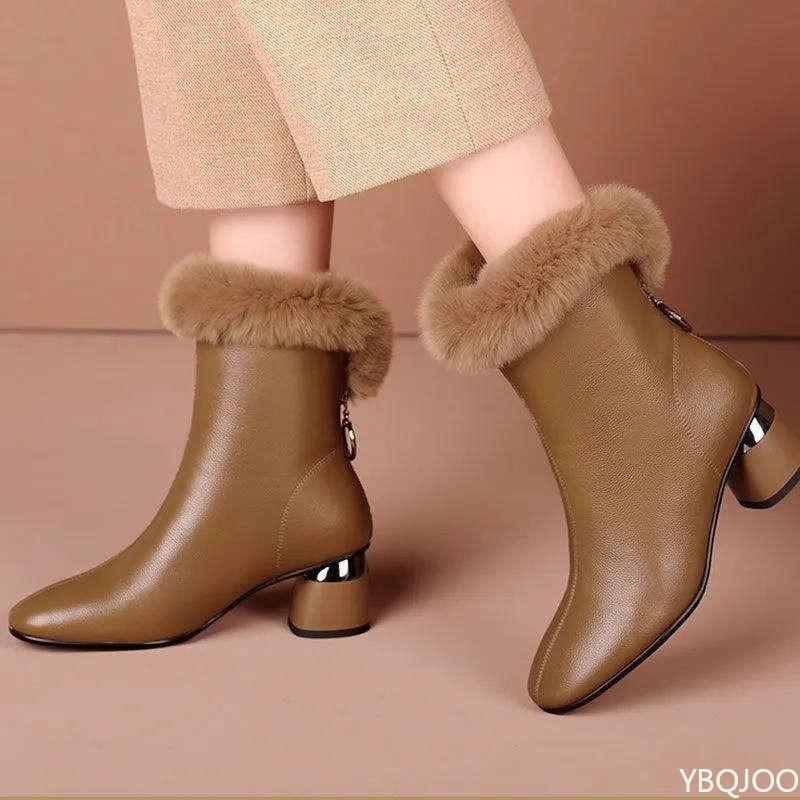 Winter New Style Back Zipper Slimming, Thick and Versatile Women's Boots with Plush and Fashionable Female Designer Boots