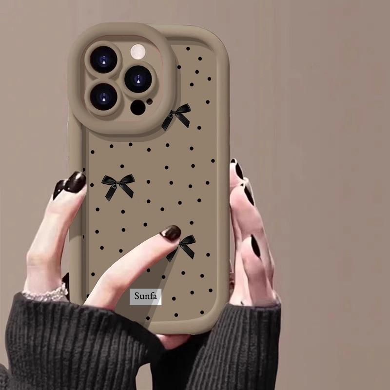 Bow Black Dots for Apple 15promax Mobile Phone Case Painting for IPhone14pro Skin Feel Puff 16/13