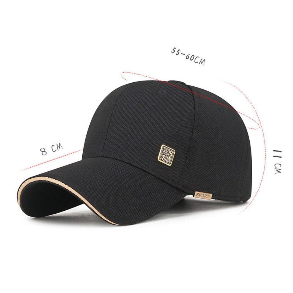 Fashion Metal Badge Baseball Cap Breathable Adjustable Baseball Hat Minimalist Outdoor Sun Hat For Women Men Unisex