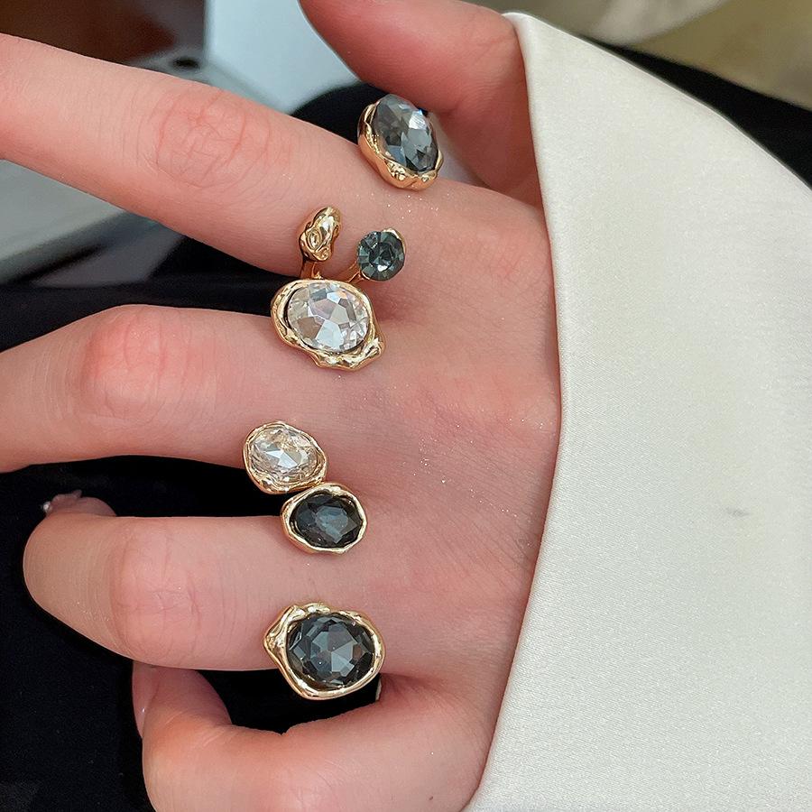 Rhinestone Geometric Oval Open Ring: Elegant Retro High-End Fashion Jewelry