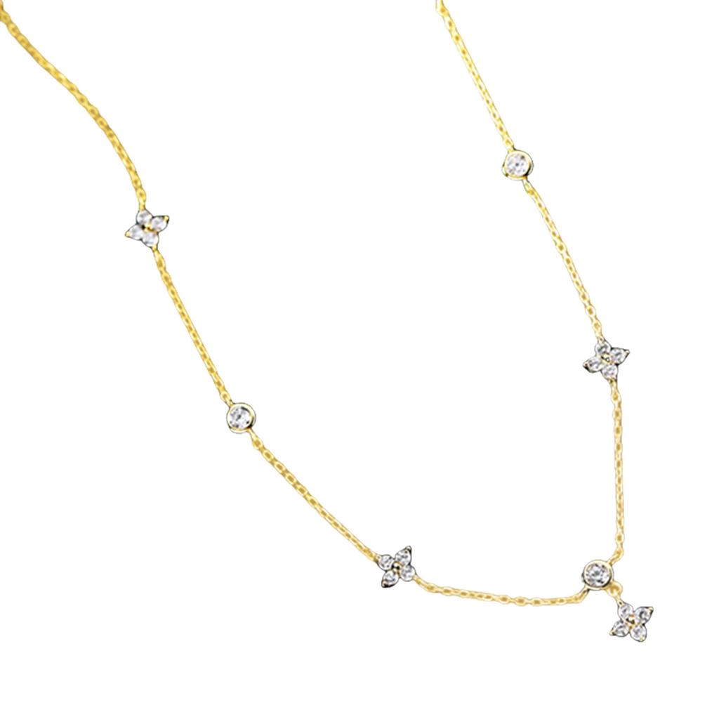 Sparkling Necklace Fashion Four Leaf Clover Pendant Necklace Neck Jewelry Perfect for Youthful Couple or Close Friend