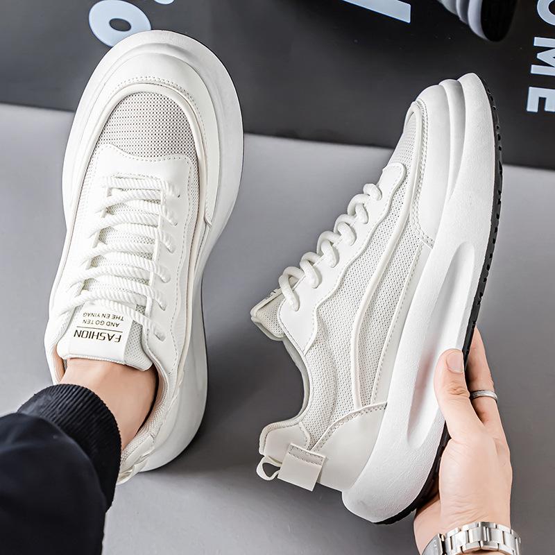 Herrenschuhe neu Sommer atmungsaktiv vielseitig Freizeitschuhe leicht weiche Sohle dicke Sohle höhenverstärkende Board-Schuhe verschleißfest Sport weiße Schuhe