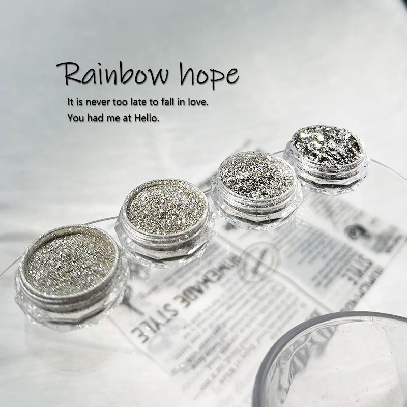

Super Flash Silver Glitter Nail Art - DIY Press-On Accessories