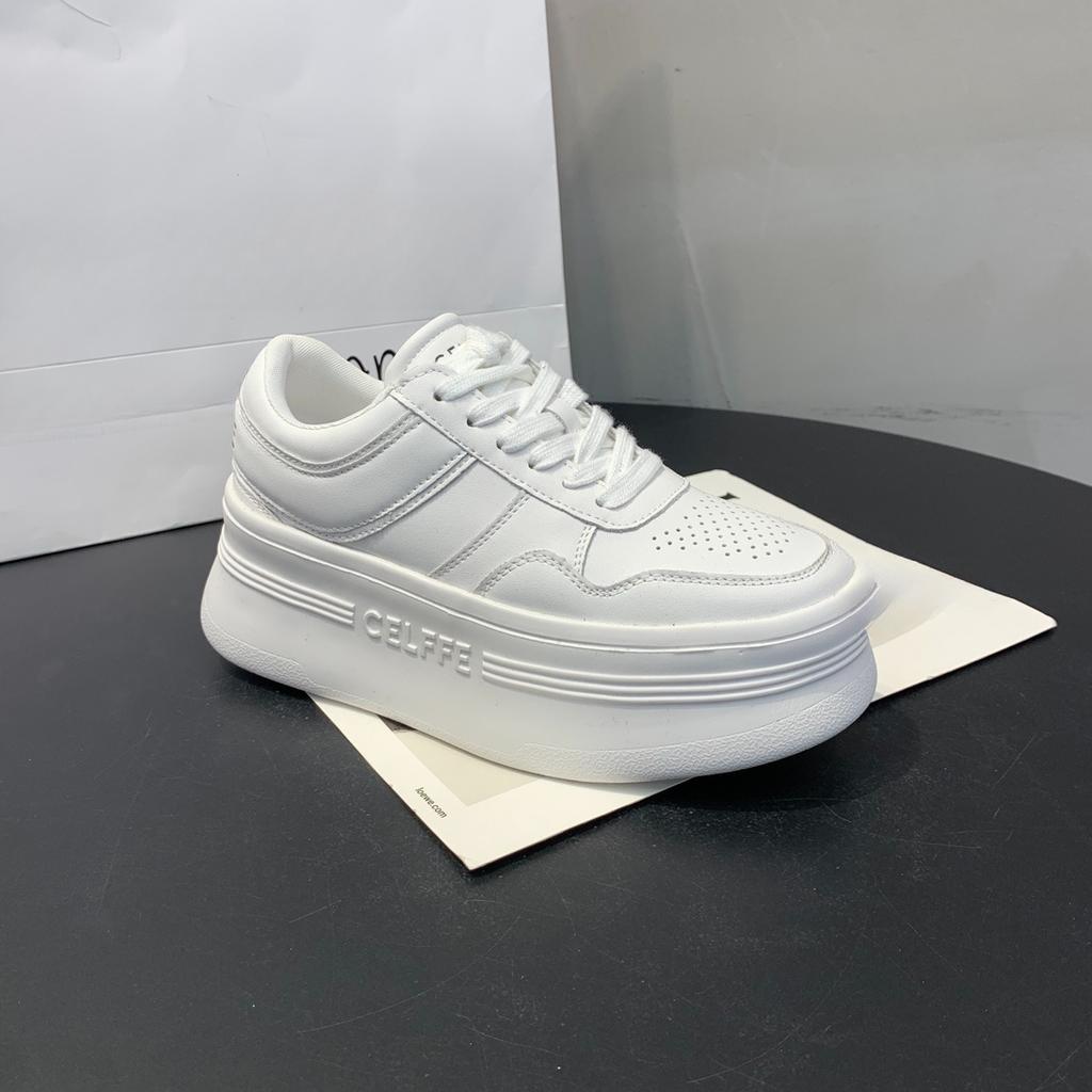 Superleichte Plateau Weiße Schuhe Damen Neue Muffin-Schuhe Echtes Leder Reinweiß Lässig Allround-Passend Erhöhte Sneaker