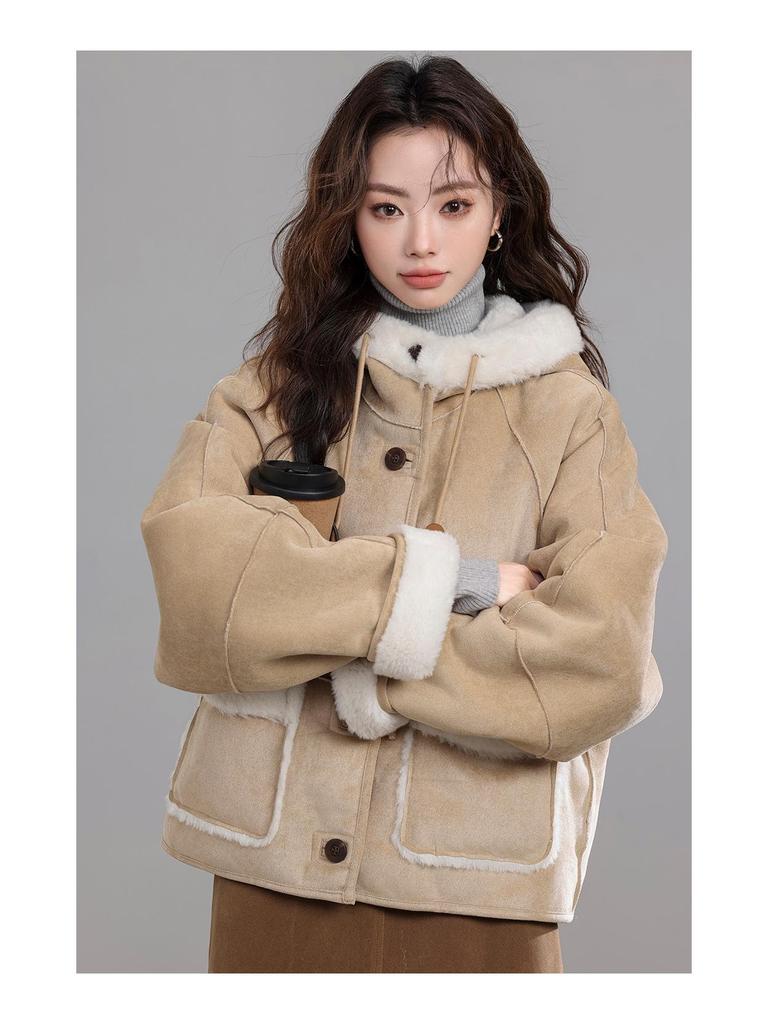 Yuxiang 2025 Winter Women’s Hooded Coat - Leather & Fur Fusion, Cat-Inspired Design
