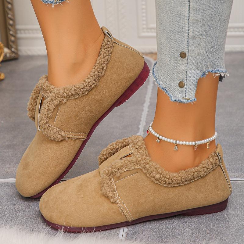 Flat-bottomed one-pedal large-size cotton shoes, new retro velvet warm women's warm fluffy shoes in autumn and winter