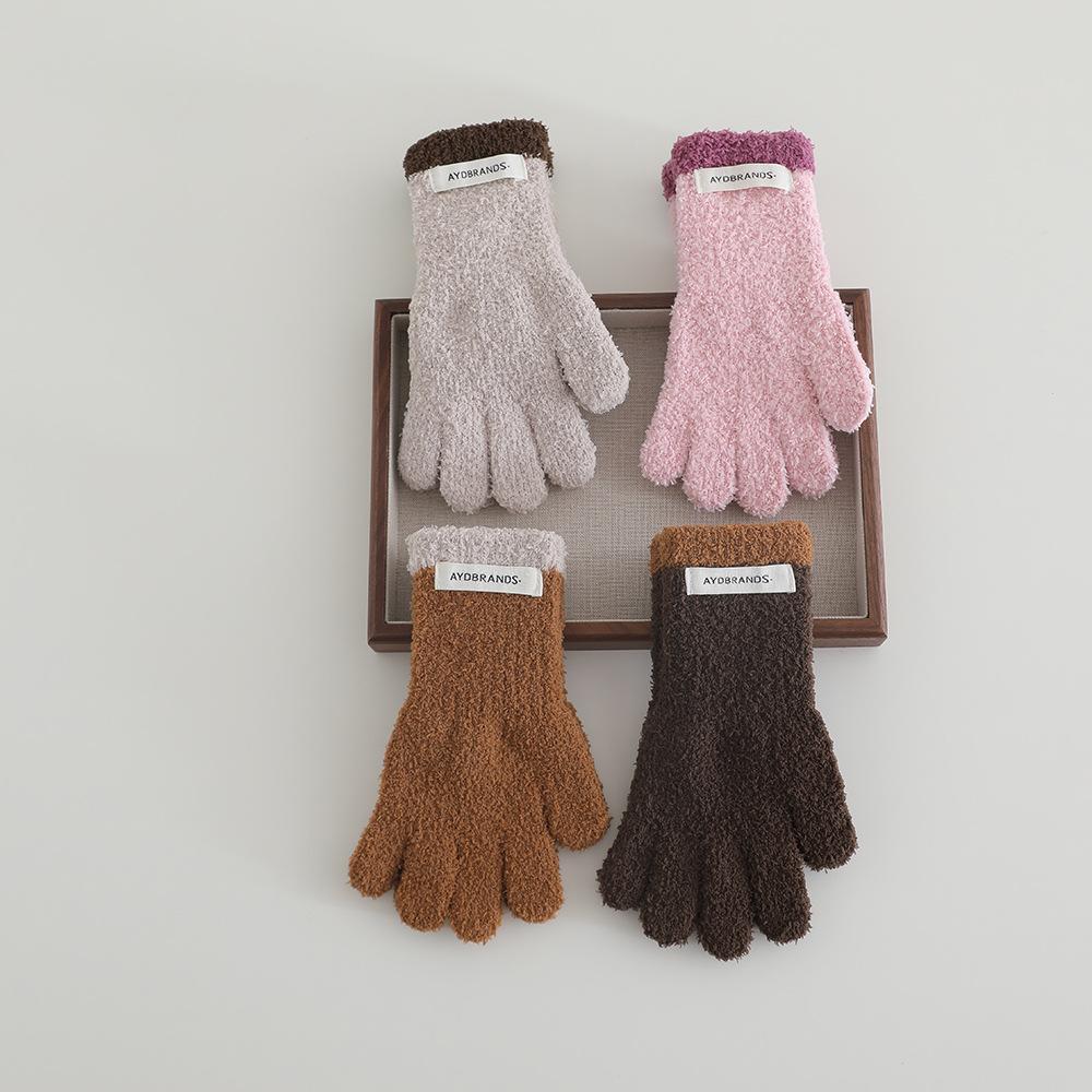 Children Gloves New Winter Lovely Coral Fleece Patchwork Letter Warm Baby Mittens Soft Full Finger Gloves Autumn Kids Gloves