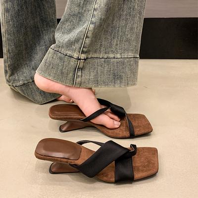 Modische Schuhe Frau 2025 Auf einem Keilabsatz Damen-Slipper Mules mit Absatz Eckige Zehenpartie Neu Hoch Retro Skandale Pantoletten Auf einem Keilabsatz Damenschuhe Slipp