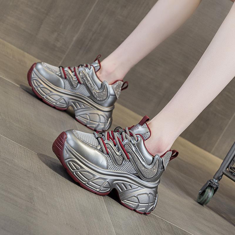 Dad shoes women's 2025 spring new Internet celebrity with thick sole inner height increase casual versatile fashion style lace-up women's shoes