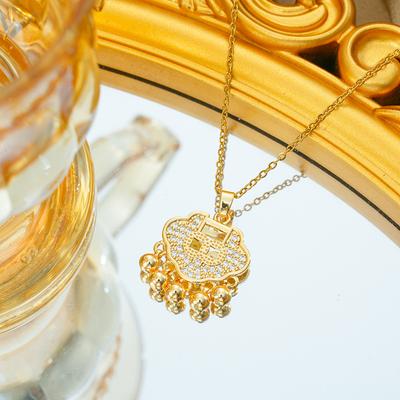 Ping An Lock Pendant Necklace Clampsia Chain Niche Temperament