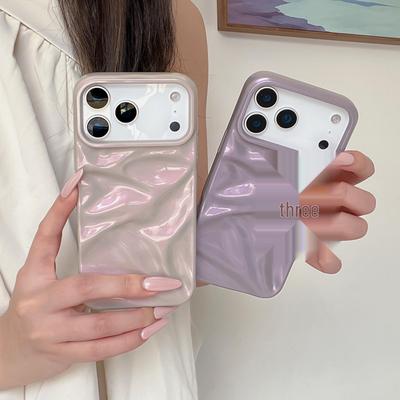 Husă Moale Anti-Cădere cu Textură Pliată 3D Iridiscentă pentru Modelele iPhone 17 Pro Max și 14/15/16