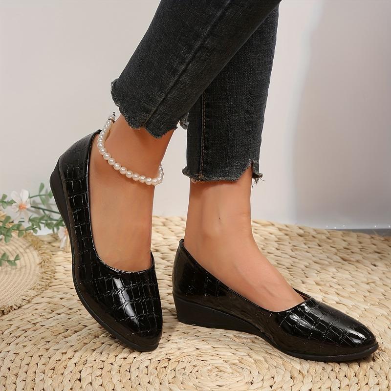 Comfortable Women's Crocodile Pattern Wedge Heeled Shoes, Casual Slip On Platform Shoes for Easy Wear