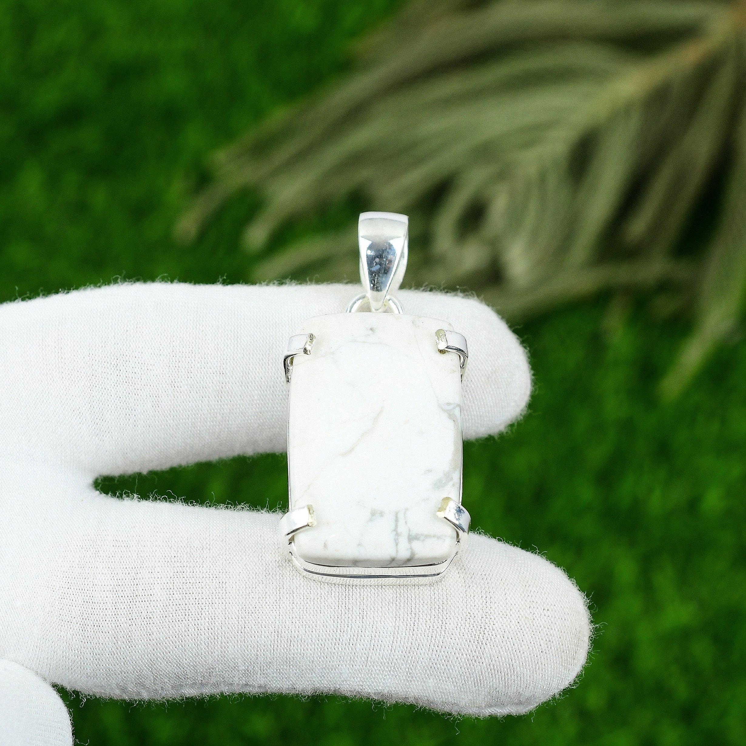 

Radiant Howlite Stone 925 Silver Birthday Mother Engagement Artisan Boho Pendant