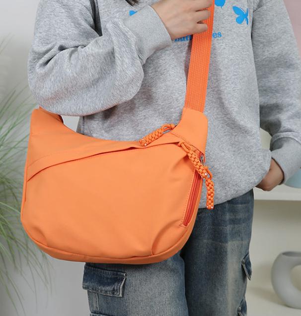 Women's New Style Crossbody Bag Large Capacity Minimalist Versatile Shoulder Bag Commuter & Casual Bag