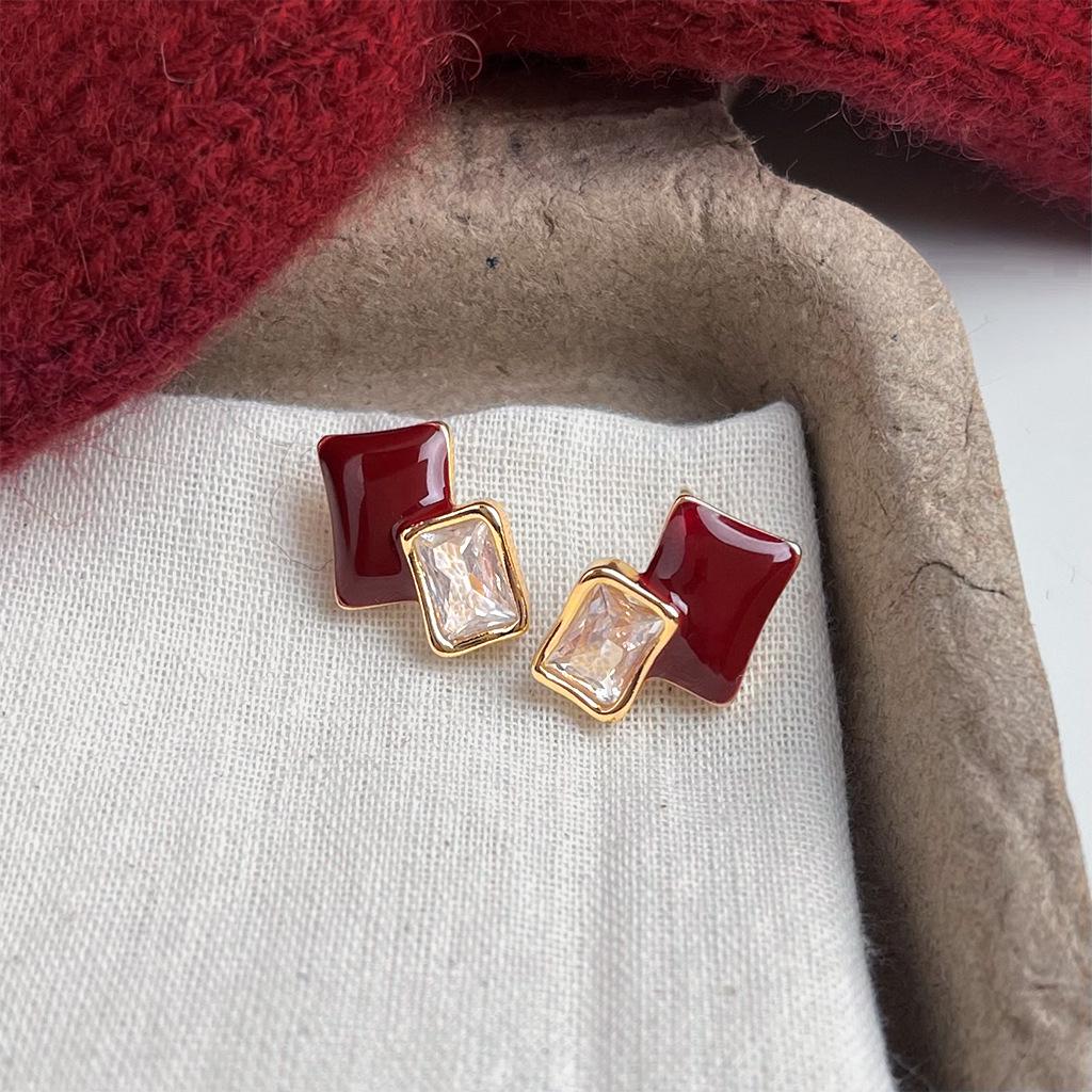 Ankela Red Fireworks Court-Style Love Heart Zirconia Stud Earrings - Wine Red Drip Glaze, Niche Luxury
