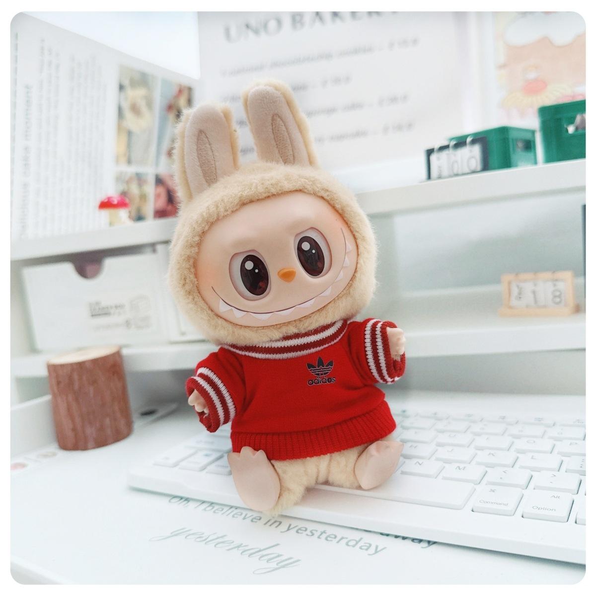 

17см Виниловый брелок-кукла Лабубу: Коллекция одежды-сюрпризов первого и второго поколения Small size doll clothes (doll not included)