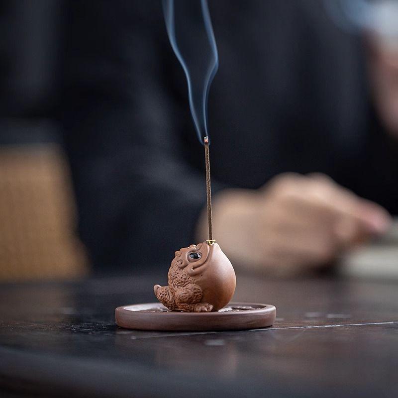 Lucky Purple Sand Mini Golden Toad Line Incense Burner, Indoor Insert Seat Zen Tea Table Desktop Aromatherapy Burner Ornament