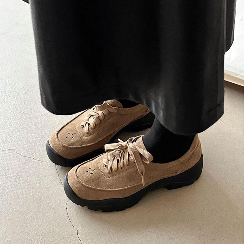 First encounter with matte lace-up fashion autumn and winter new round head inner height increase small comfortable deep mouth single shoes
