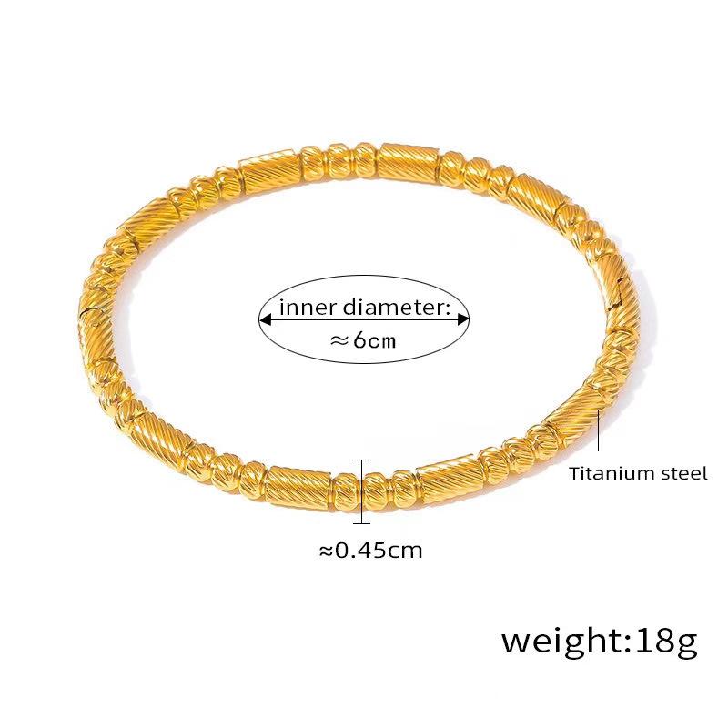 Htpwe Edelstahl Twist Spiked Offener Armreif für Damen 18k Gold Paar Feiertagsgeschenk Armreif Party Täglich Zirkon