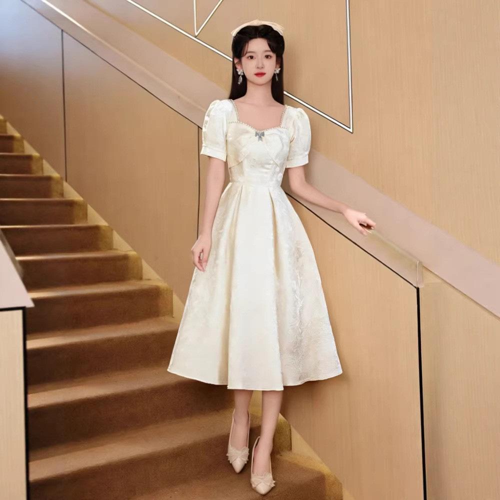 Champagne Square Collar Evening Dress High-end Light Luxury High-end Sense Art Examination Annual Meeting Adult Ceremony Banquet Bubble Sleeve Dress