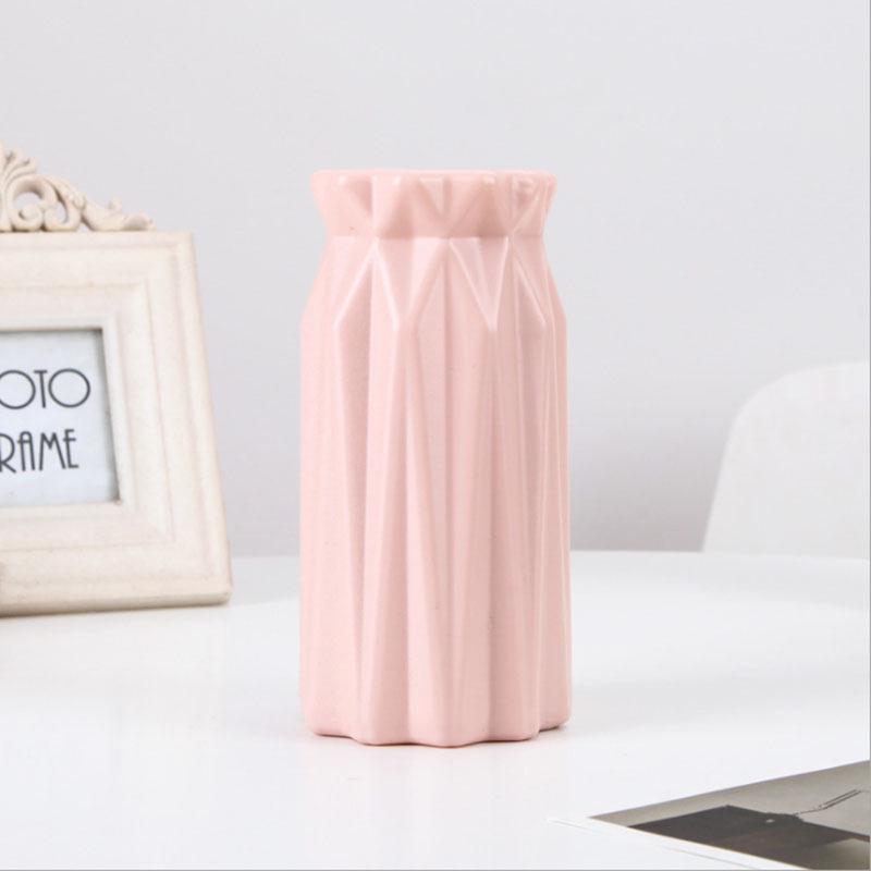 Nordic Style Colorful Plastic Vase for Fresh or Dried Flowers - New Year Ornament Craft Gift