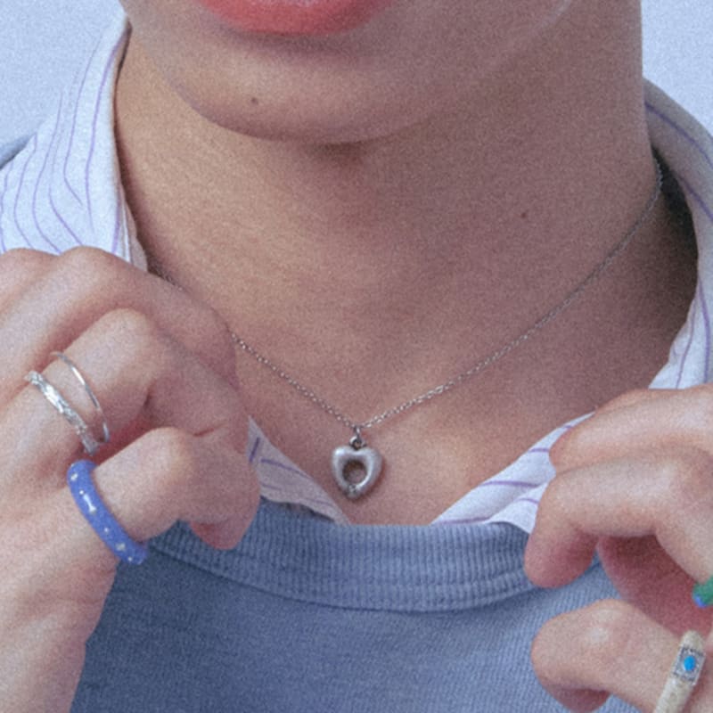

nff heart hole mini necklace-silver ONE